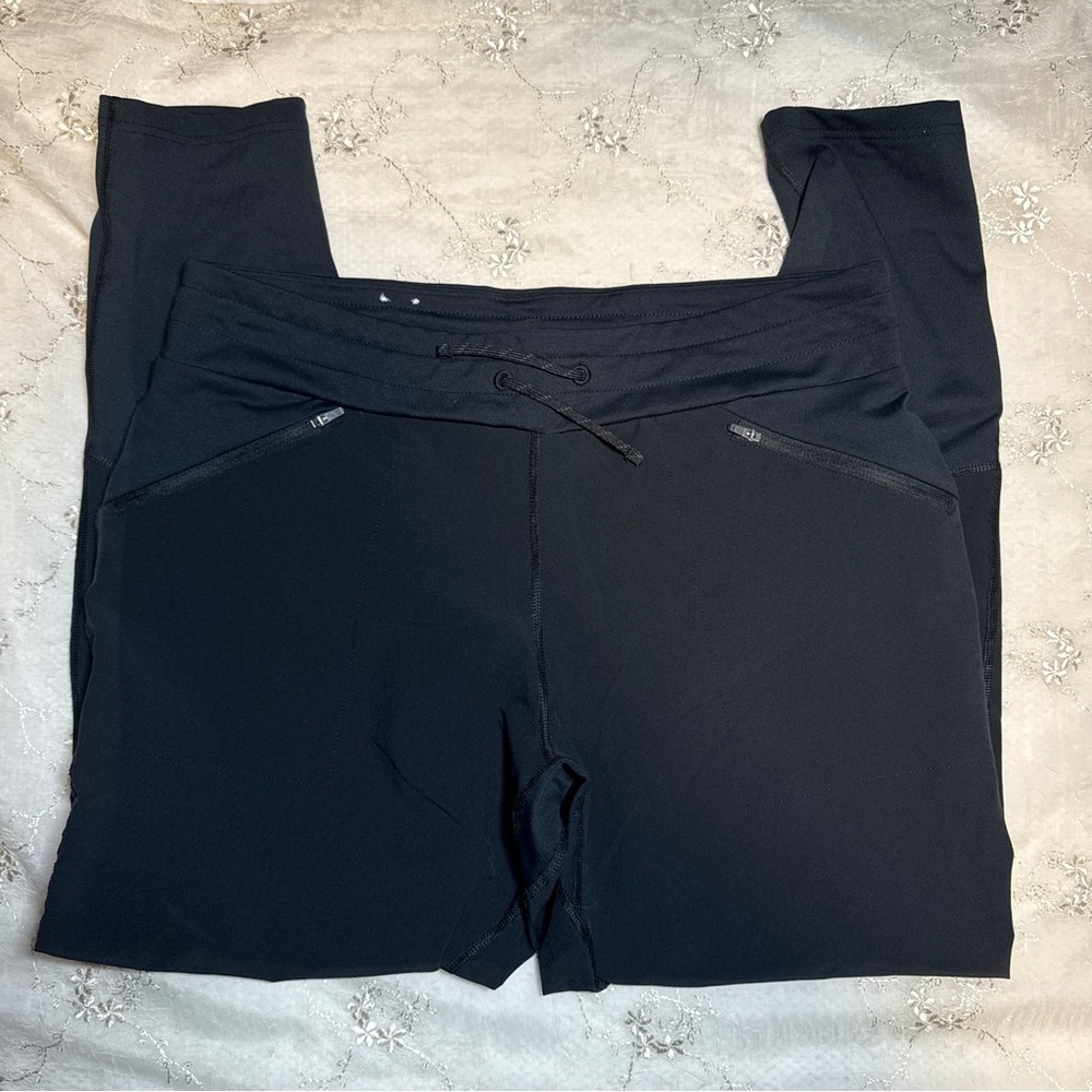 Columbia Black Tapered Jogger Pants – Women’s Size Large